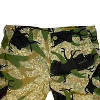 window camo pants front detail